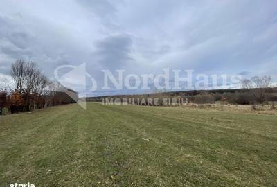 Teren de 4400 mp, în Central