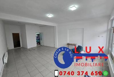 Spațiu comercial, de 40 mp, în E3 - 6