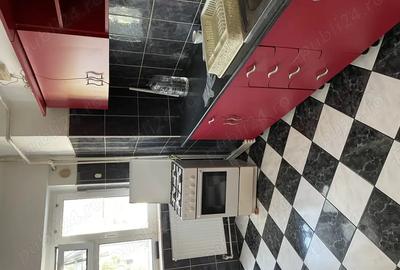 Ofer spre inchiriere garsoniera decomandata in Pitesti - 2