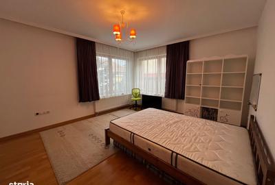 Apartament cu 5 camere în Hașdeu - 12