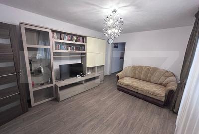 Apartament cu 3 camere, centrala si AC, parter, zona Piata Mare - 2