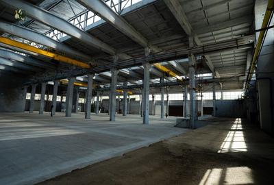 Spațiu industrial, de 3,458 mp, în Central - 3