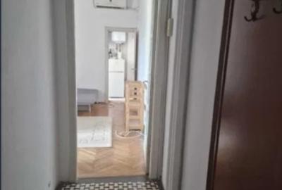 Piata Romana,DECOMANDATA,Libera - 4