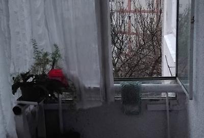 Apartament cu 3 camere semidecomandat în Soarelui - 3