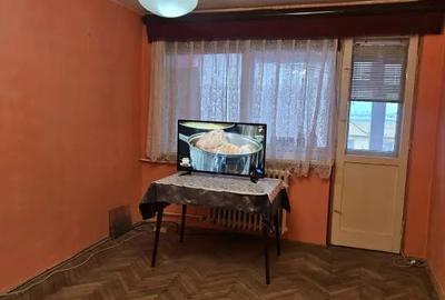 Apartament cu 3 camere decomandat în Valea Rosie - 5