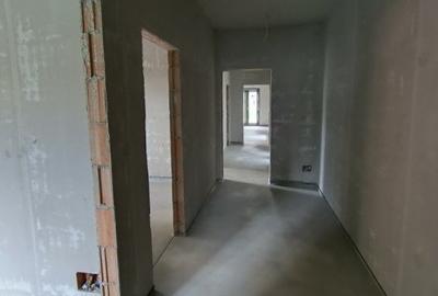 Casă individuală cu 4 camere cu Canalizare în Giroc - 2