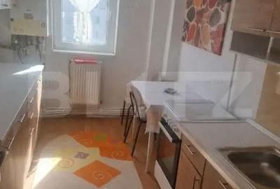 Apartament cu 3 camere decomandat în Central - 1