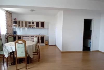 Garsonieră decomandată, mobilată în Central - 3