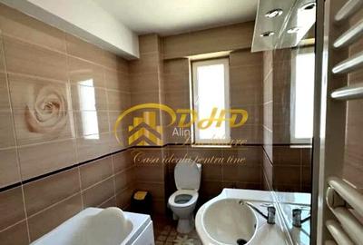 Apartament cu 2 camere decomandat în Galata