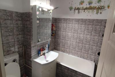 Apartament cu 3 camere decomandat în Calea Poplăcii - 1