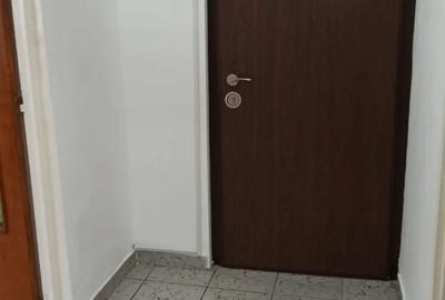 Garsoniera spa?ioasa in Exerci?iu, aproape de Centru - 10