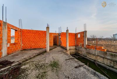 Casă individuală cu 7 camere cu Canalizare în Central - 31