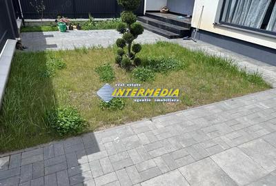 Casa NOUA de vanzare cu 4 camere cu 575 mp teren Mobilata CETATE Zona Kaufland - 11