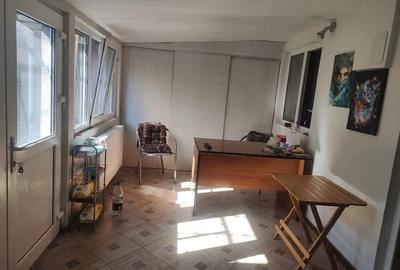 Casă cu 4 camere cu Teren 194 Mp în Central - 5