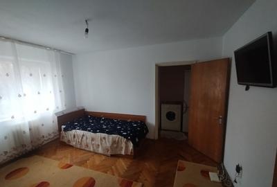 Inchiriez apartament 2 camere Pitesti Trivale - 2