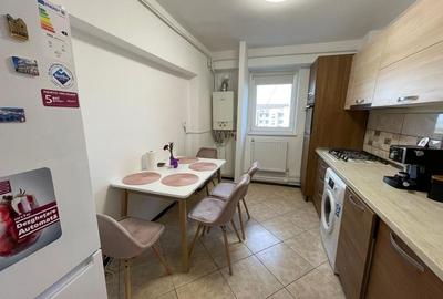 Închiriere apartament 2 camere decomandat - Mazepa 2 - 3