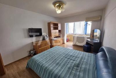 Apartament cu 3 camere decomandat în Central - 6
