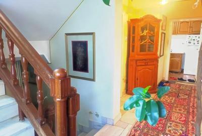 Casă cu 5 camere cu Teren 500 Mp în Central - 3