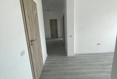 Apartament cu 3 camere decomandat în Urseni