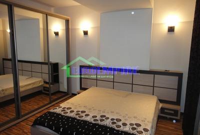 Apartament cu 3 camere decomandat în Km 5 - 10