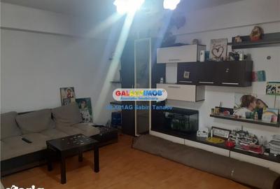 Apartament cu 3 camere decomandat în Exercițiu - 8