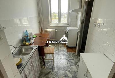 Apartament cu 4 camere decomandat în Rahova - 4
