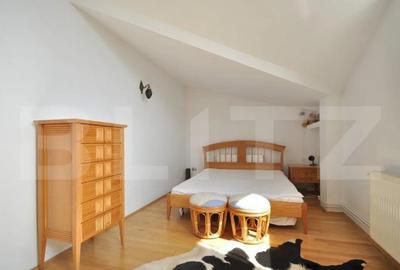 Casă cu 10 camere cu Teren 363 Mp în Democrației - 6