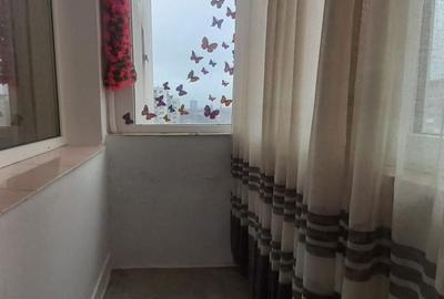 Apartament cu 3 camere nedecomandat în 1 Mai - 1