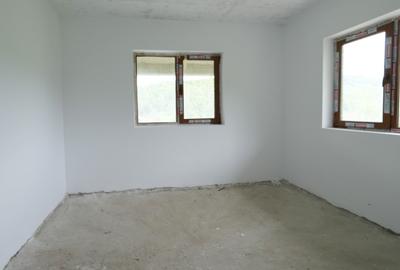 Vanzare vila mare si noua la munte in Cheia judetul Prahova langa padure - 14