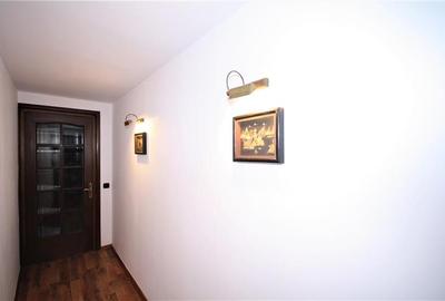 Casă individuală cu 6 camere cu Canalizare în Parcul Carol - 27