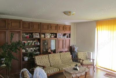 Casă cu 4 camere cu Teren 500 Mp în Vulcan - 11