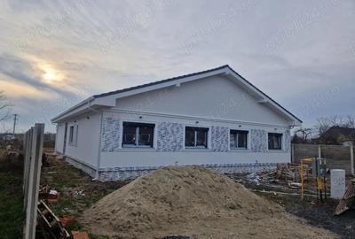 Casă cu Teren 420 Mp în Bucovăț (Remetea Mare) - 3