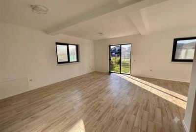 Duplex cu 4 camere cu Teren 190 Mp în Sânpetru - 8