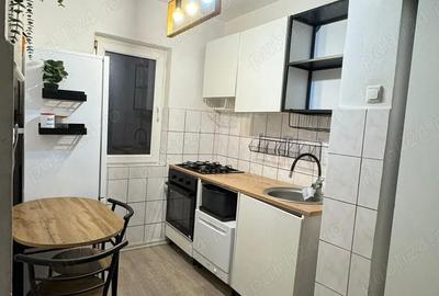 Apartament cu 3 camere decomandat în Central - 4