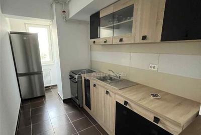 2 camere - decomandat - renovat - usor negociabil - bd.Nicol - 6