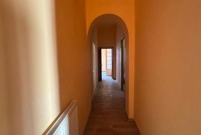 VILĂ CU POTENȚIAL MULTIPLU| CALEA DOROBANȚI - 13