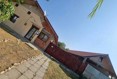 Casă cu 1 camere în Central - 1