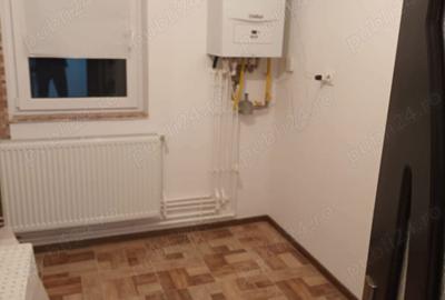 Apartament cu 3 camere decomandat în Central - 3