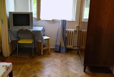 Berceni, Piata Sudului, sos. Oltenitei, stradal, bloc fara risc seismic - 1
