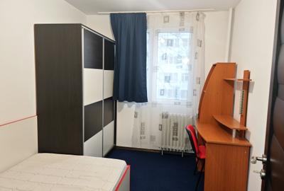 Apartament cu 4 camere decomandat în Titan - 12