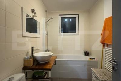 Apartament 3 camere, 64mp, decomandat, parcare, geam la baie, Eroilor - 12