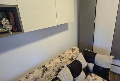 Apartament cu 3 camere decomandat, mobilat în Tomis Plus - 11