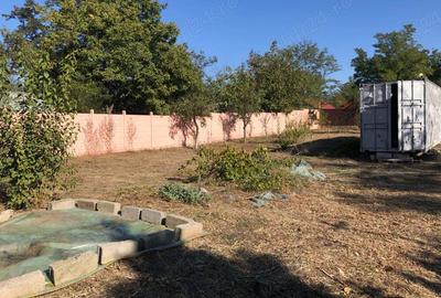 Casă cu 3 camere în Nicolae Bălcescu - 2