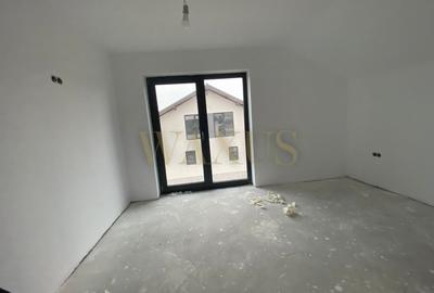 Casă individuală cu 5 camere cu Canalizare în Vest - 1