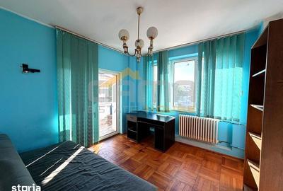 Apartament cu 3 camere semidecomandat în Central - 2