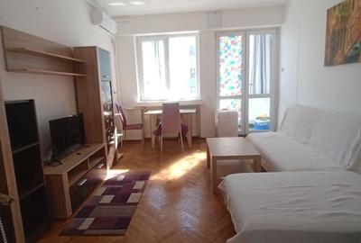 Garsonieră decomandată în Central - 3