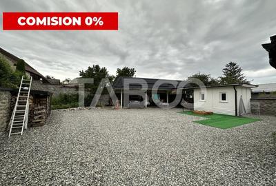 Casă individuală cu 7 camere cu Teren 1180 Mp în Porumbacu de Sus - 1