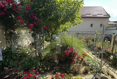 Casa P+2, 240 mp, 300 mp teren, zona Titulescu - 10