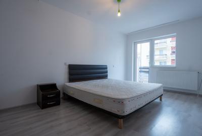 Apartament cu 3 camere decomandat în Sud - 1