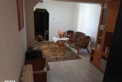 Apartament cu 3 camere în Ultracentral